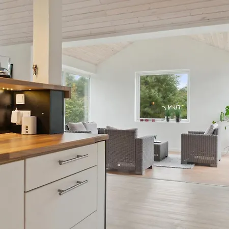 Holiday home 3 Bedroom Cozy In